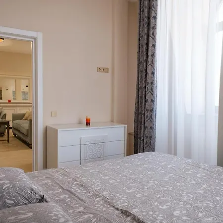 Aparthotel Manara Constanţa